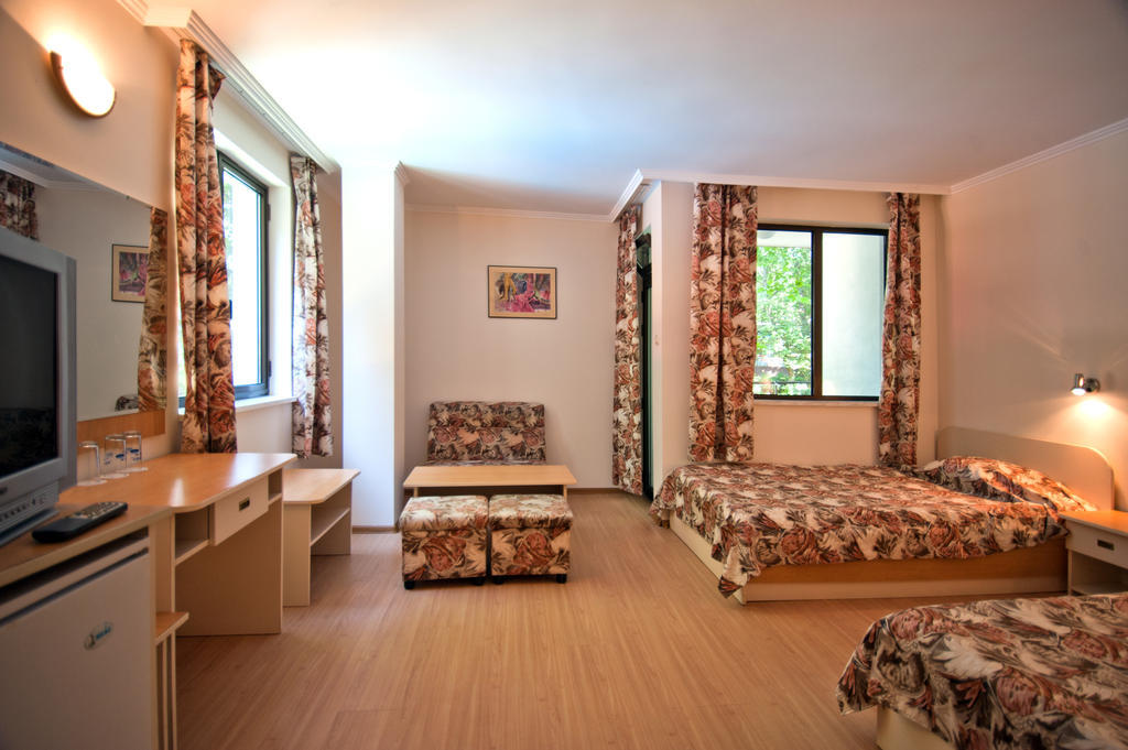 Hotel Sigma Naousa Oda fotoğraf